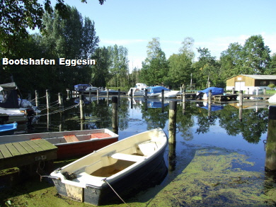 Hier werden im Sommer Boote verliehen